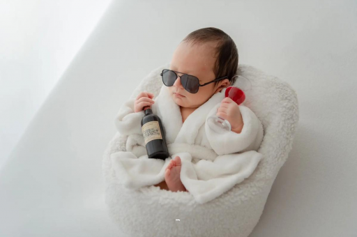 浙江宝宝睡觉翻滚